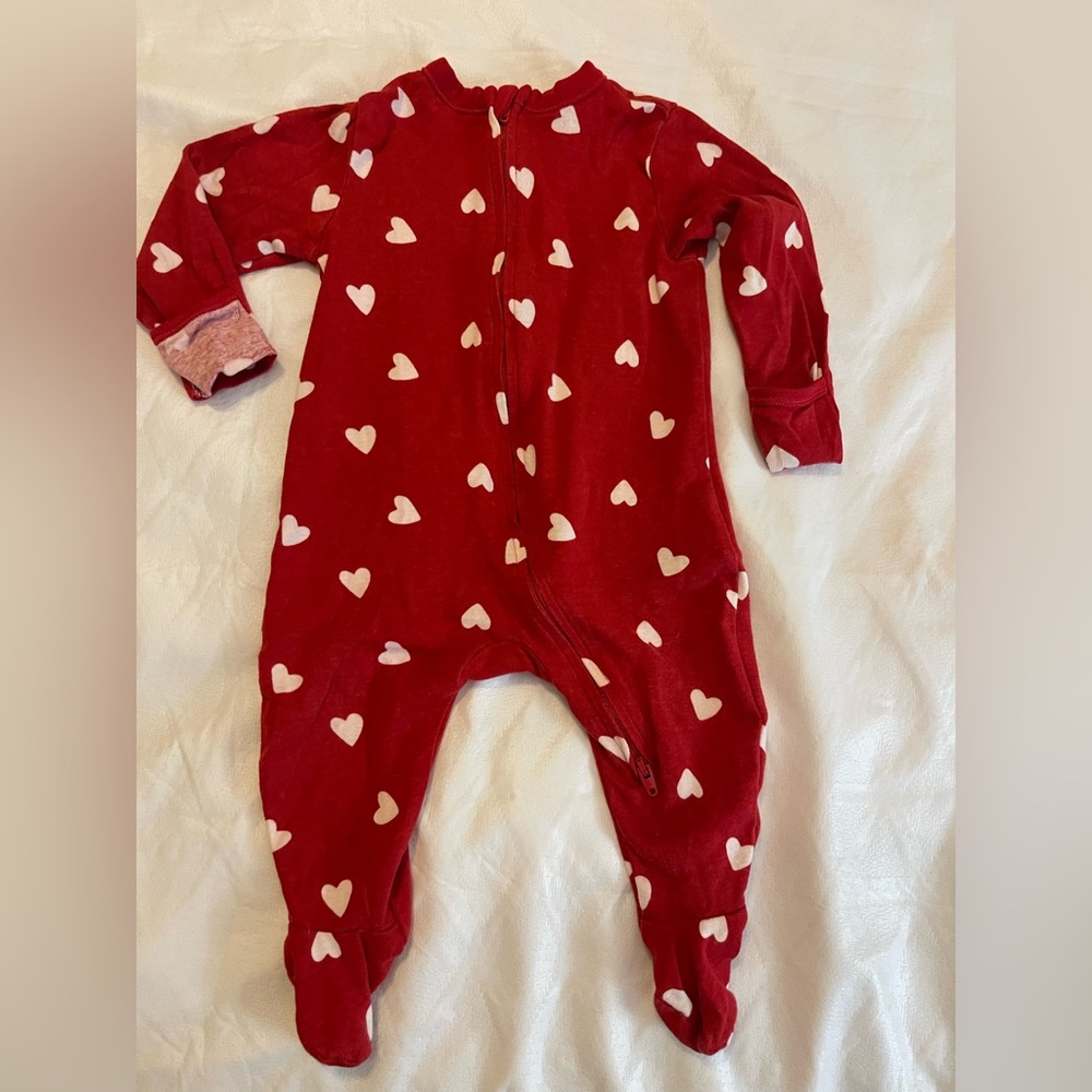 Old Navy Red Heart Kids Footie